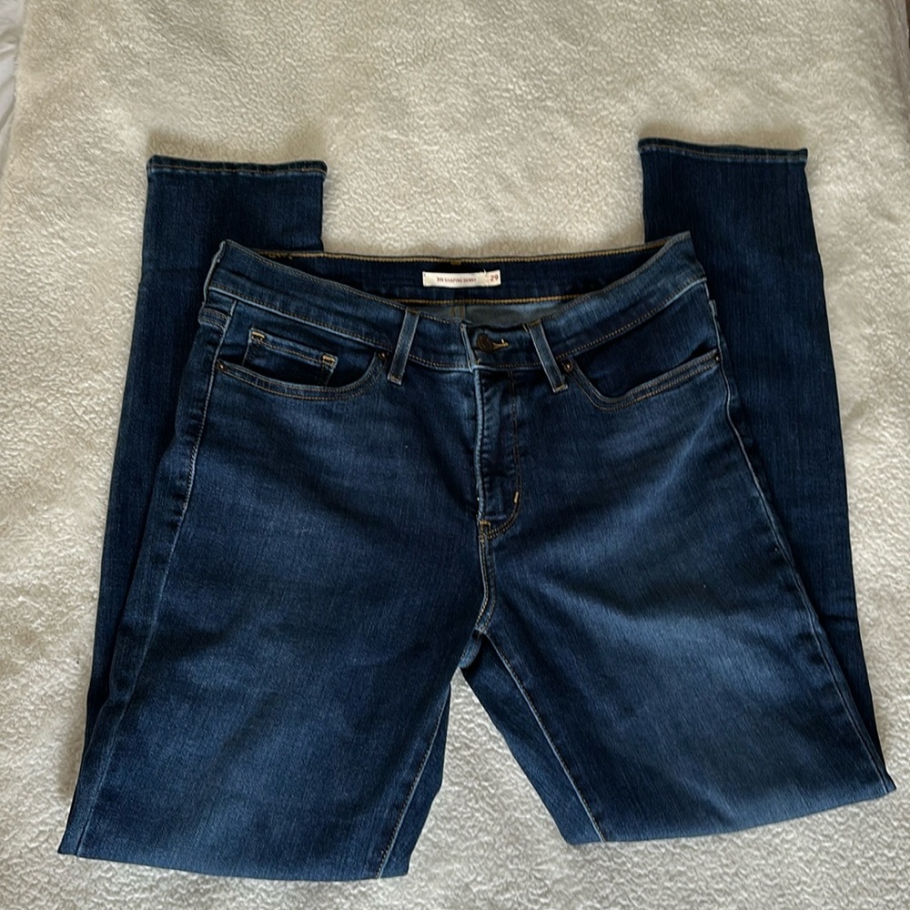 NEW Levi 311 shaping skinny - dark wash size 29 (no tags)